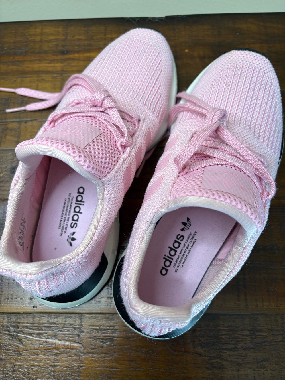 Women’s Size 6 Adidas Originals Swift Run Shoe , True Pink - Picture 5 of 9